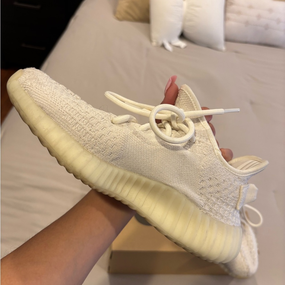 Adidas Yeezy Boost 350 V2 Cream White Sneakers
